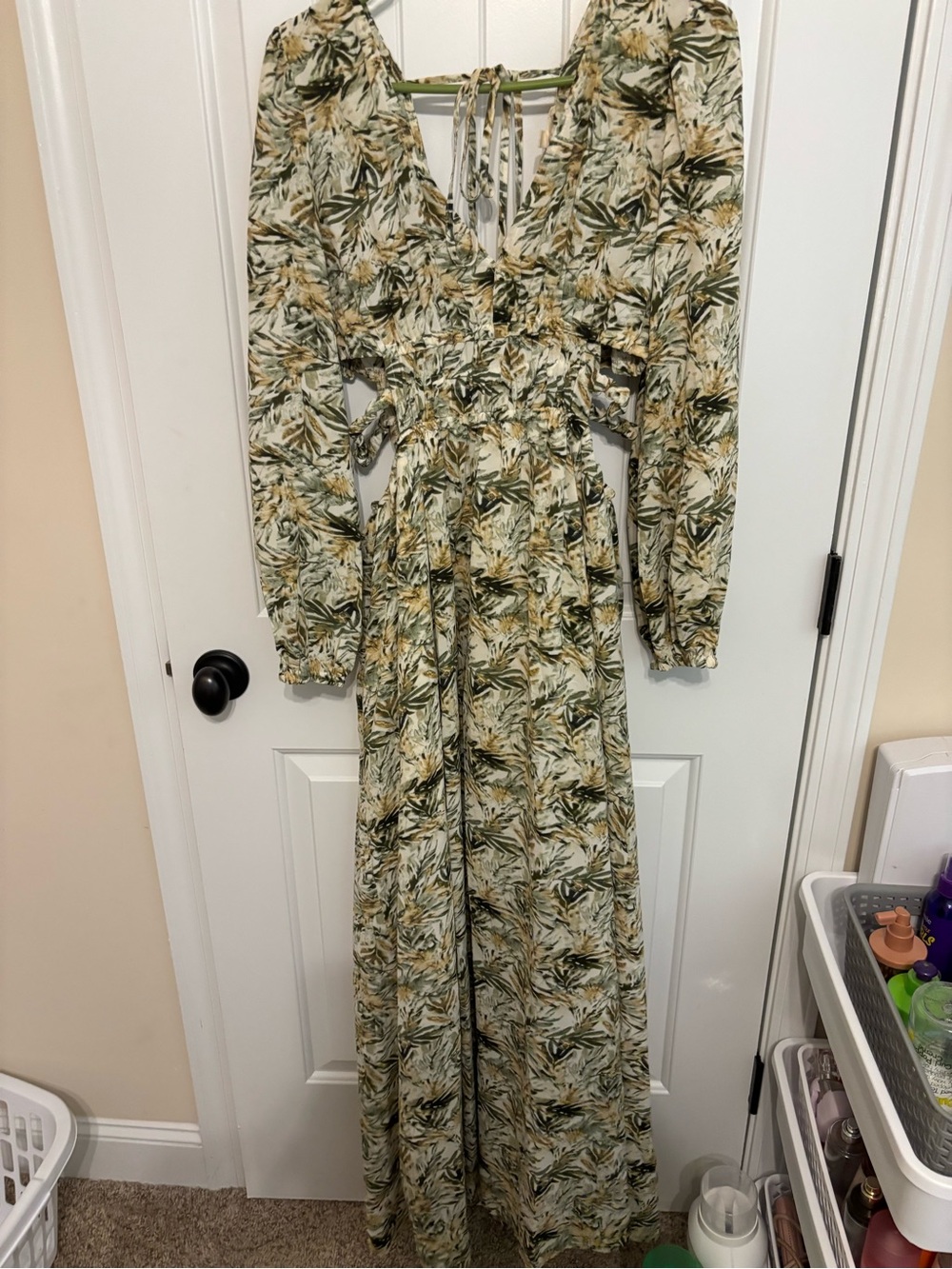Printed Long-Sleeve Cutout dress in Olive and Cream